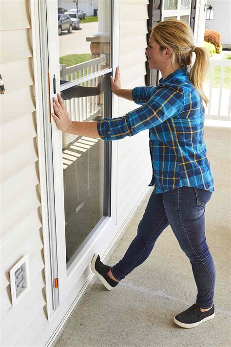 Storm Door Installations. Drawing from our years of experience, we can help you identify the right option for your home, and our expert installers ensure a seamless process catered directly to your best interests. No matter the scale or scope of your project, our storm door installation experts in Omaha are prepared to meet its demands.